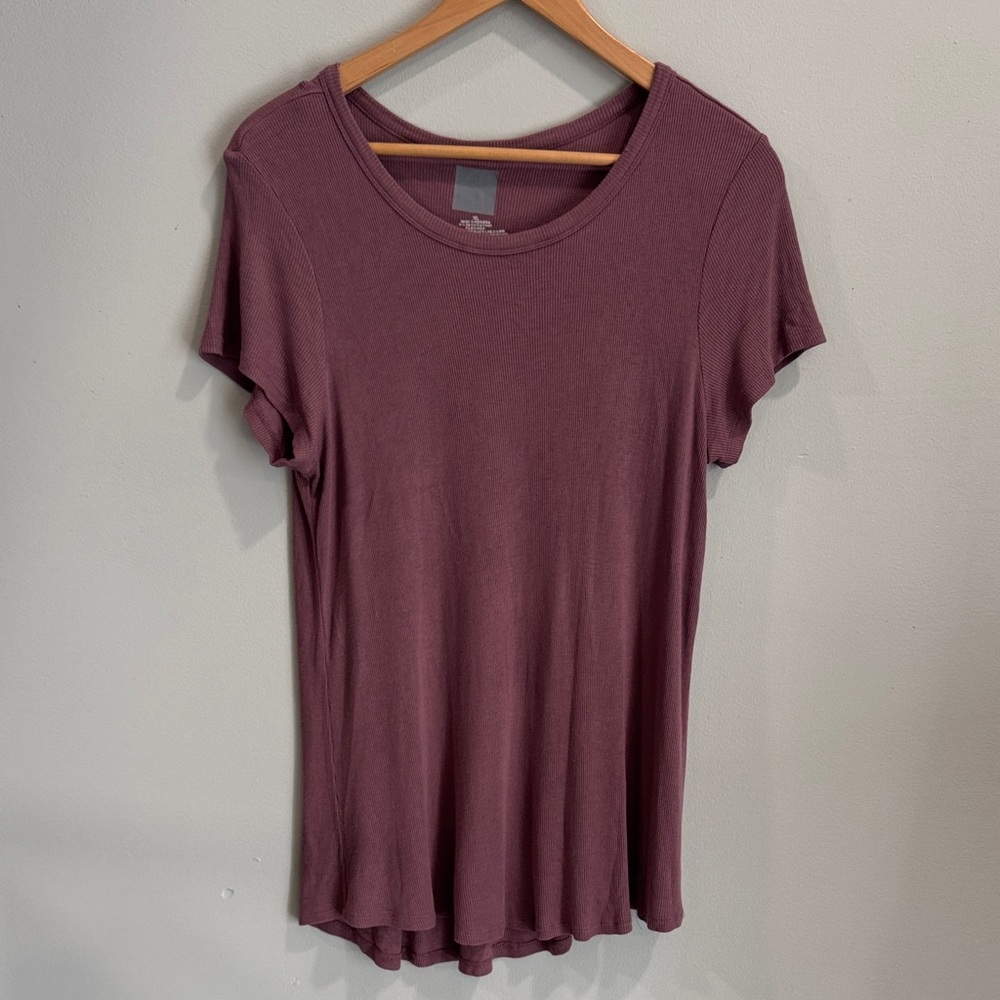 Women's Mauve Top‎